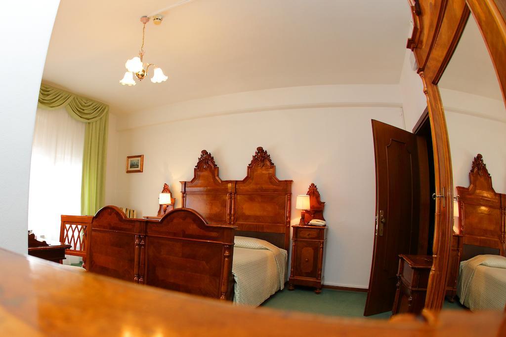 Locanda Al Castello Wellness Resort Cividale Del Friuli Room photo